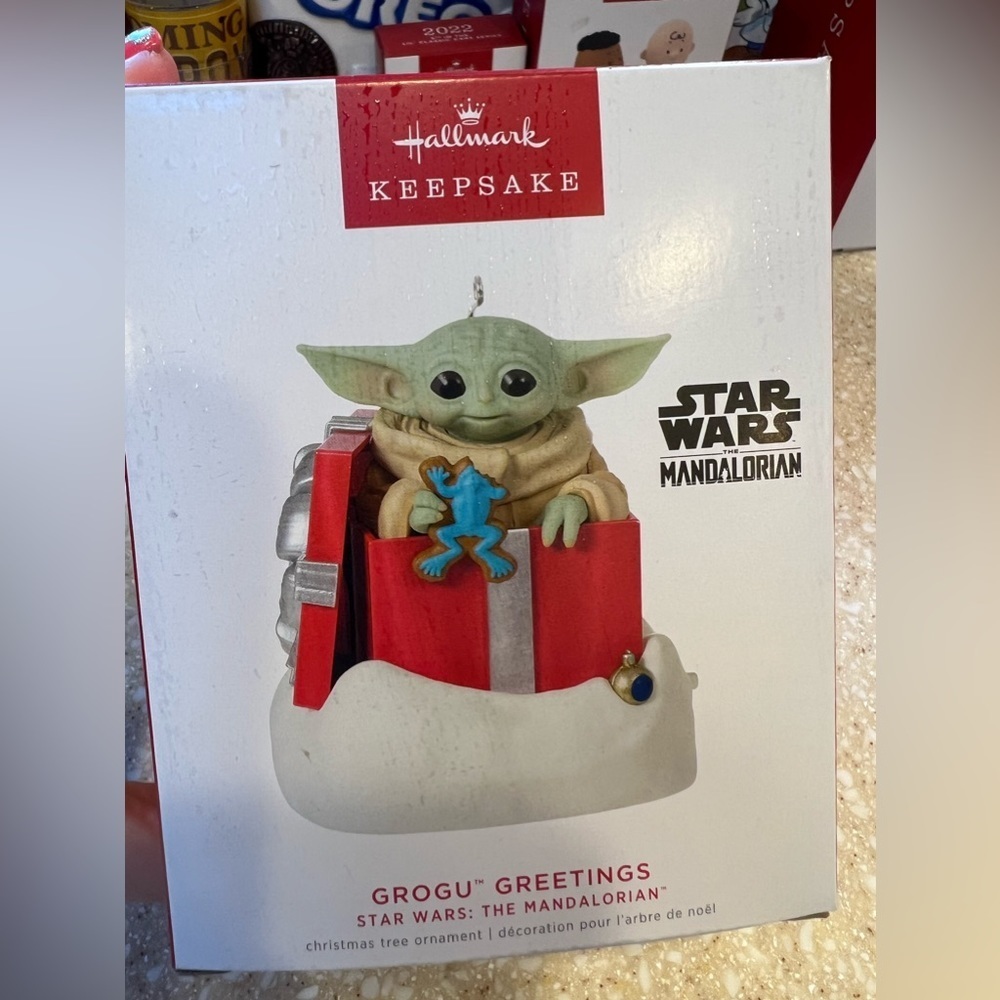 Disney Star Wars 2022 Mandalorian Gogru Greetings Hallmark Ornaments BRAND NEW - Picture 1 of 8